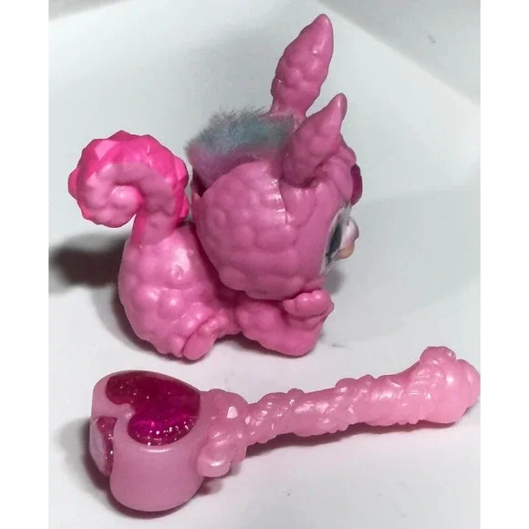 Magic Mixies Mixlings Crystal Woods BARY Figure with Heart Wand - Picture 4 of 4